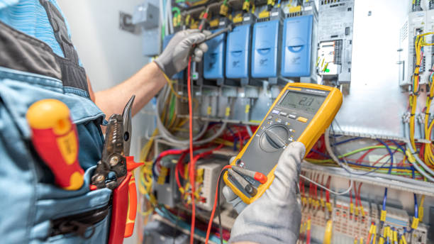Best Electrical Contractors for Businesses  in Chelan, WA